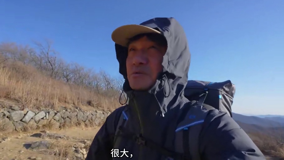 冬季山上-15℃暴风雪中宿营，帐篷刺骨冰冷。 #冬季雪中露营 #野外露营 #启发搜索激励计划 #解压