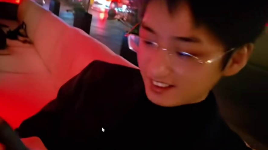 字正腔圆#小小小酷哥 #何江海 #绝世的容颜 #逆天