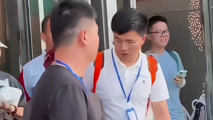 韩红演唱会门票开售！赶紧抢！#韩红2025演唱会 #韩红 #韩红慈善 #甜甜三分甜