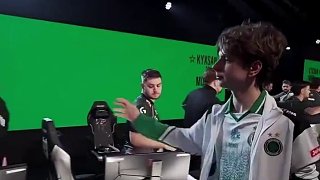 大伯輕撫小孩頭頂#csgo馬西西 #csgo