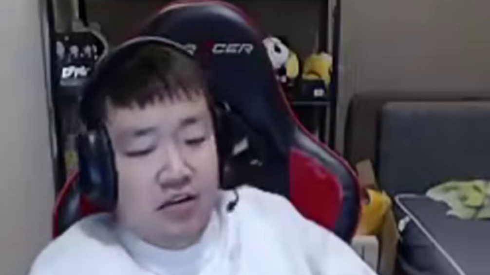 AG的CFS首秀对阵炫石是否有悬念？ AG虽已保持对炫石的小场九连胜 但其他赛区一号种子全部落败掉入败者组！