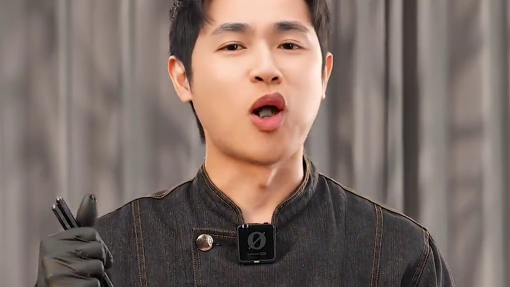 巨好吃【爆汁虾滑宽面】虾滑新吃法！一定要试试！ 用虾滑和馄饨皮轻松搞定#好好吃饭大赛 #虾滑神仙吃法