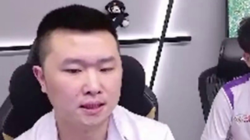 炫石成功晋级败者组第二轮，鹏队表示突破队史最佳战绩很满意