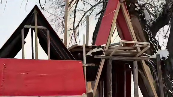 阿勒泰荒野搭建庇护所体验雪都极寒暴风雪户外生存 #野外生存 #野外建造 #荒野建造 #荒野独居 #荒