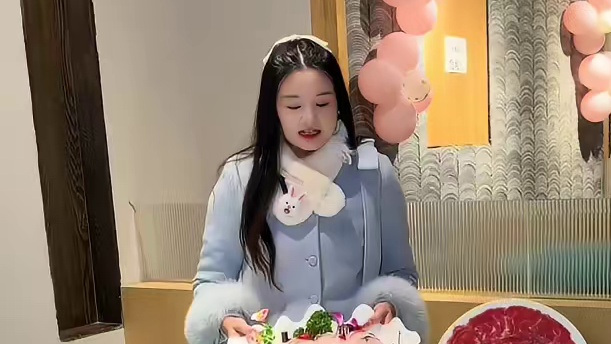 在彭山吃火锅这么香英吗？