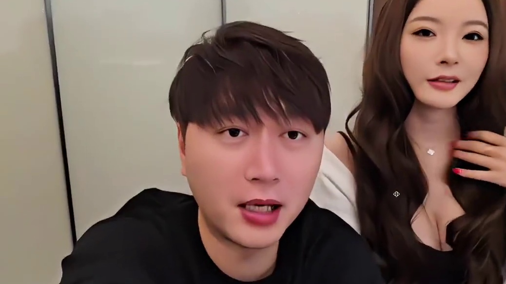 很开门#小小小酷哥 #御姐 #逆天 #名场面