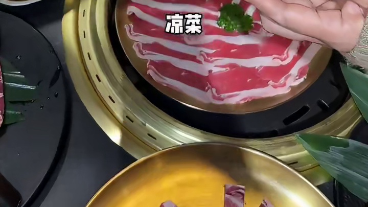 这家烤肉真不错阿。冲晓山听风