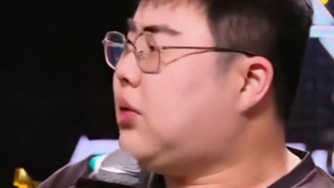 KSG零封狼队，小胖的天塌了，狼队的最差成绩32强诞生了！