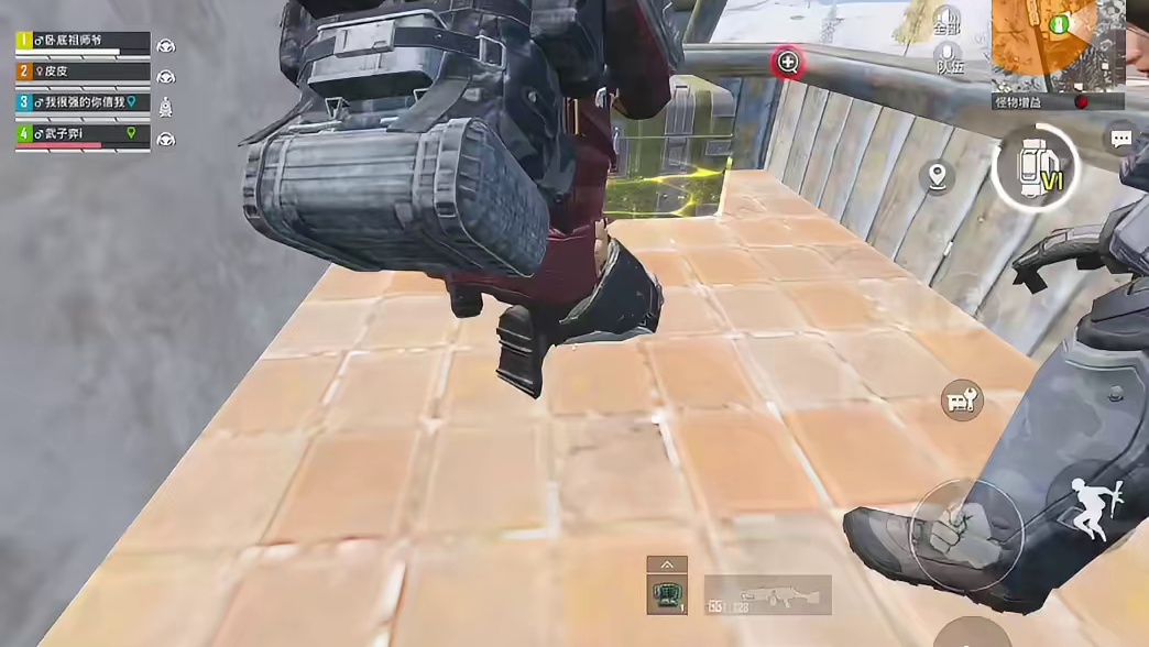 鼠鼠享福了！冰封列车一堆大金！ #和平精英地铁逃生 #地铁逃生冰雪危途 #和平精英雪战到底 #和平精