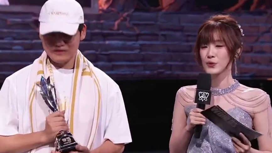 不尊重我！Gumayusi说出离开T1原因！#gumayusi#t1