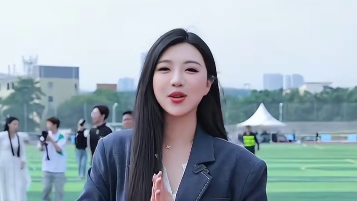 周末解锁新体验！感受现场呐喊的快乐#比亚迪海洋全明星VS香港全明星 #2025海超