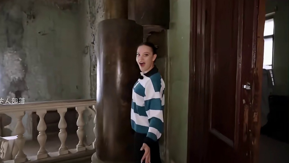 战斗民族硬核躲猫猫大赛 玩家花样百出，谁能成为最后的赢家并获得百万奖金