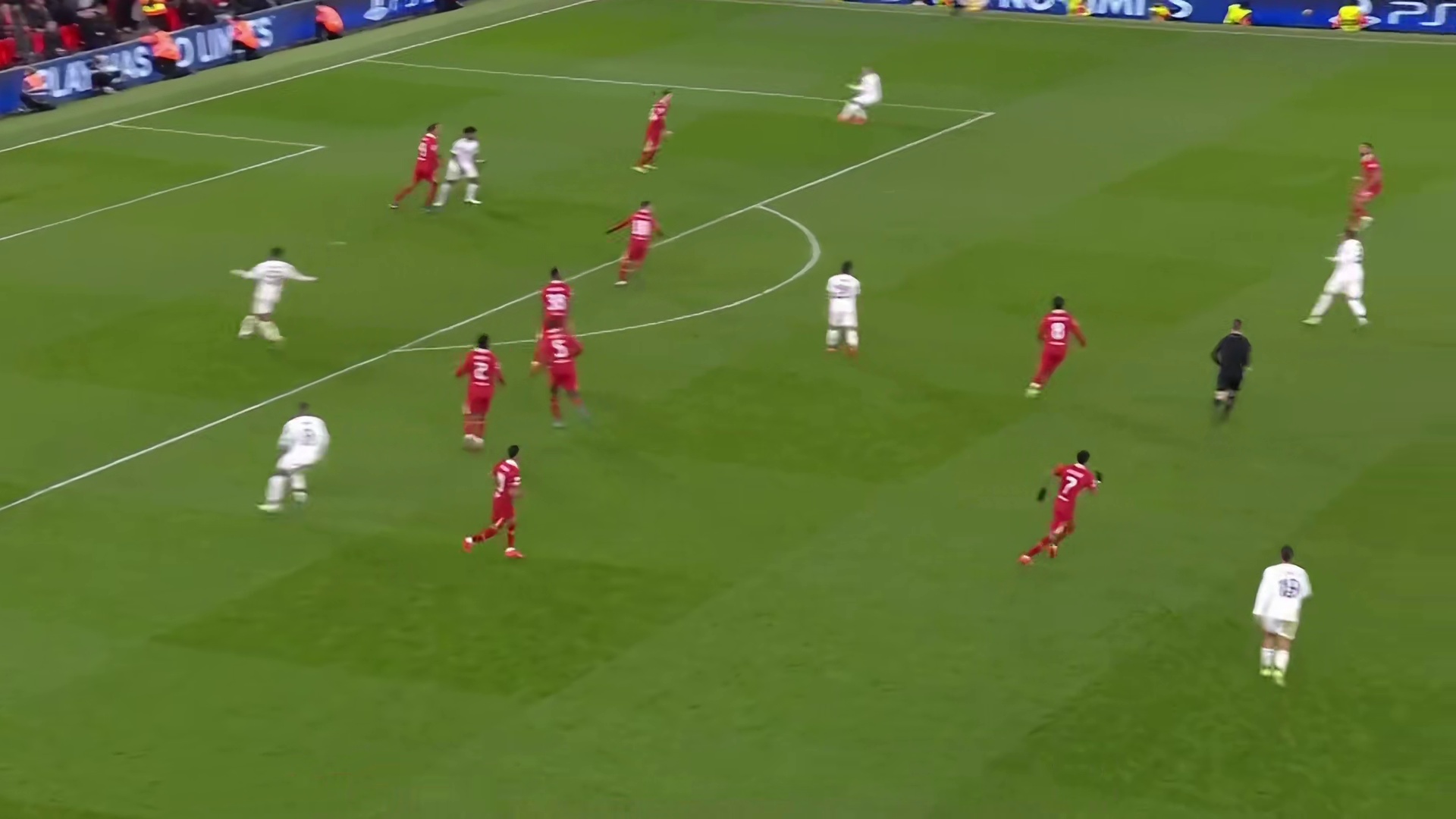 03年小将布拉德利整顿足坛1.8亿欧姆巴佩