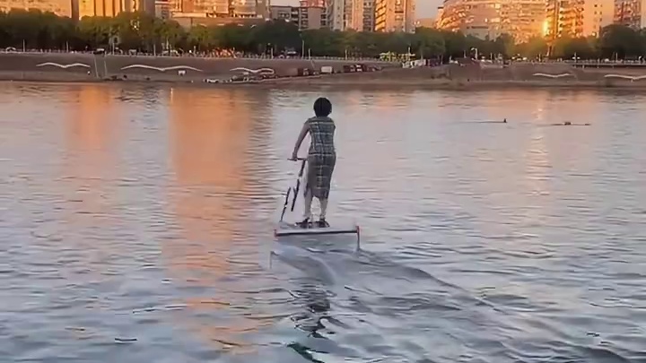 退休小姐姐出道