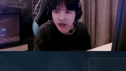 cxy为一个魔法书在直播间帮酸魔拉票