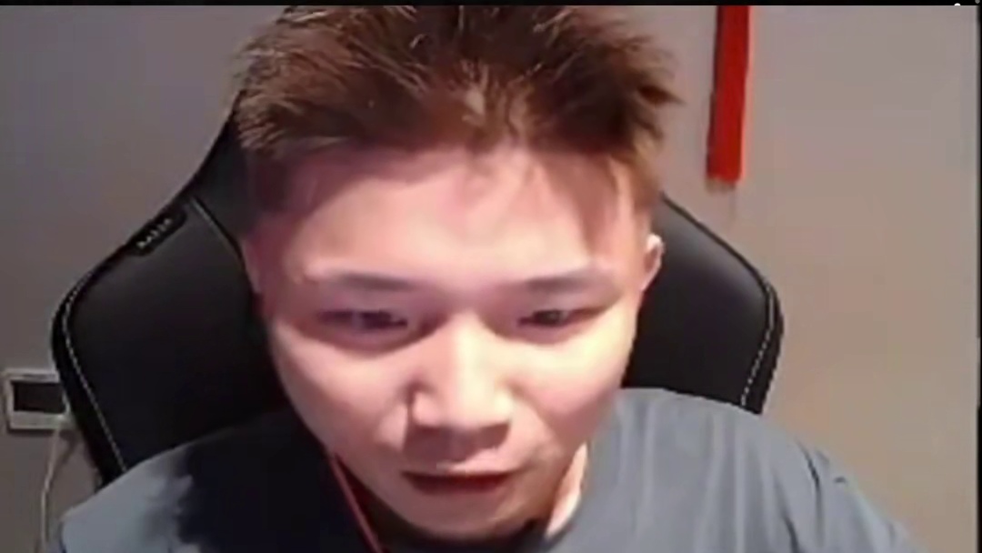 dank1ng出非洲之心当场给弹幕下跪