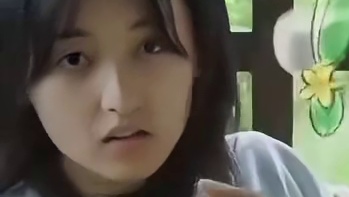 张子枫彭昱畅同款表情包是如何诞生的？两兄妹表情简直一模一样！