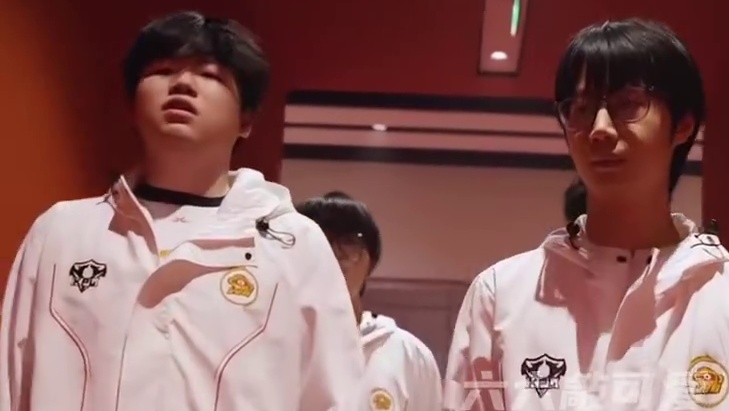 狼队千万32强淘汰×狼队为AG扫清障碍，红狼99√