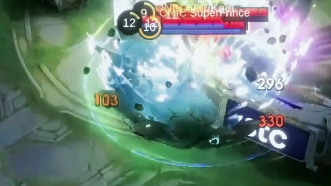 排位玩法被职业选手在赛场玩出花，珞翊+涟涟上演原地载人航天#决胜巅峰全球电竞 #决胜巅峰 #决胜巅峰