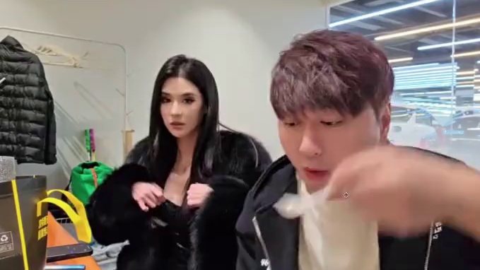 刚好多点了一份#小小小酷哥 #组织1995 #名场面 #搞笑