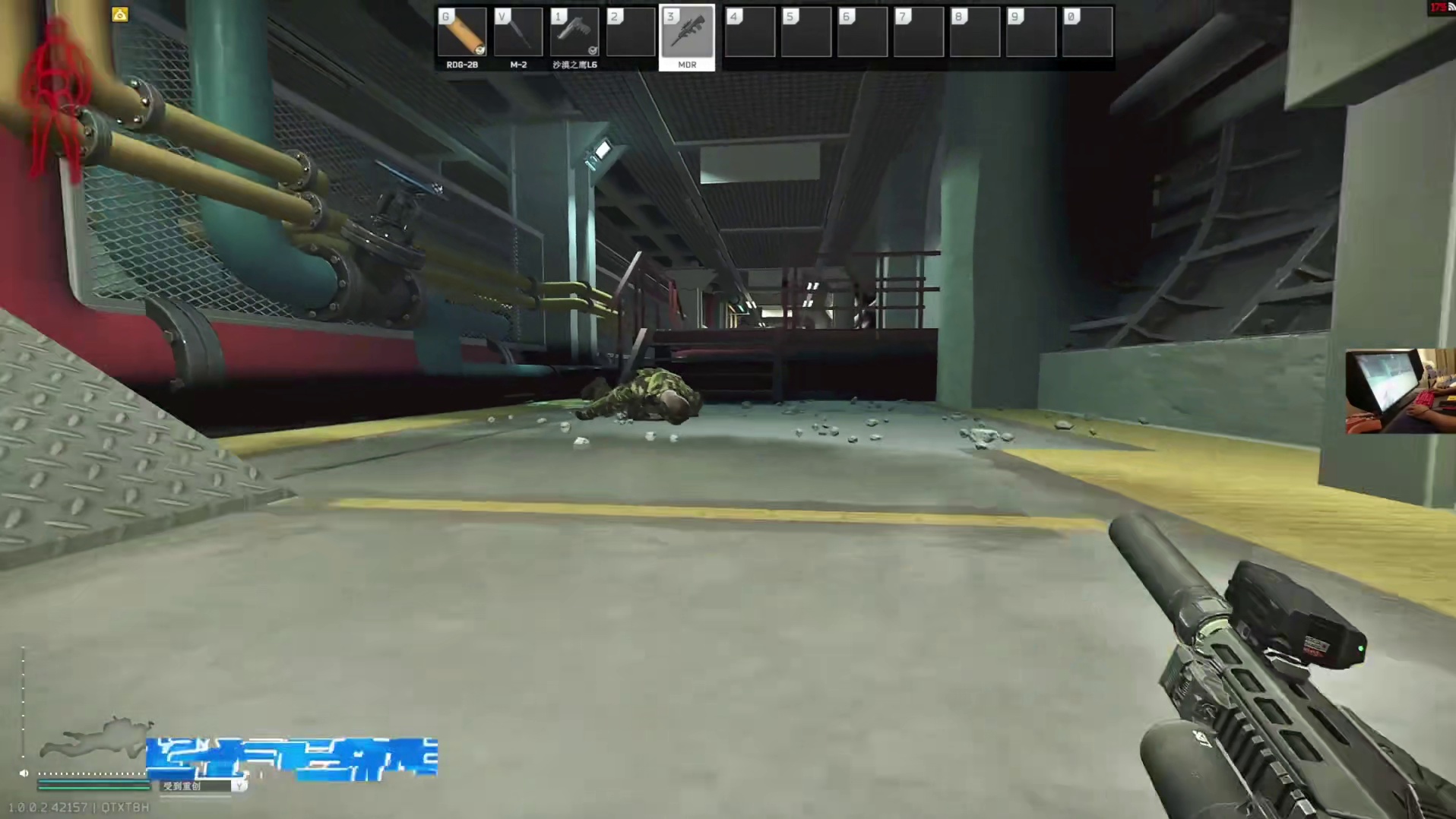 实验室小红人跑刀，贴敌人的脸验枪！ #逃离塔科夫