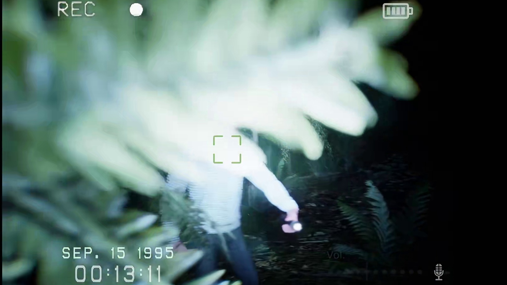 坤哥连麦恐怖游戏，比巴卜直接被吓哭