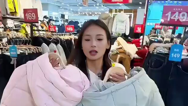 169两件棉服！卖爆了赶紧囤！ 注：•！！具体款式以到店核销实物为准！！ • 限