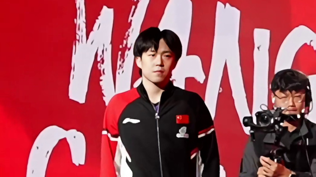 逆转取胜！王楚钦4-3松岛辉空晋级#WTT香港总决赛2025 男单八强，一起回顾精彩时刻#竞技体育 