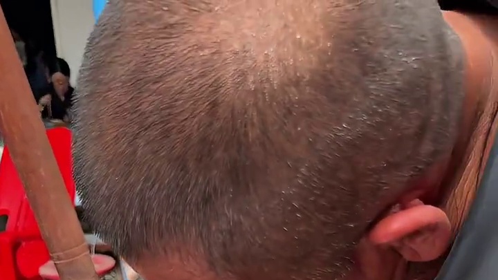 新疆特色馕坑烤包子 皮薄陷大咬一口汁水都冒出来了