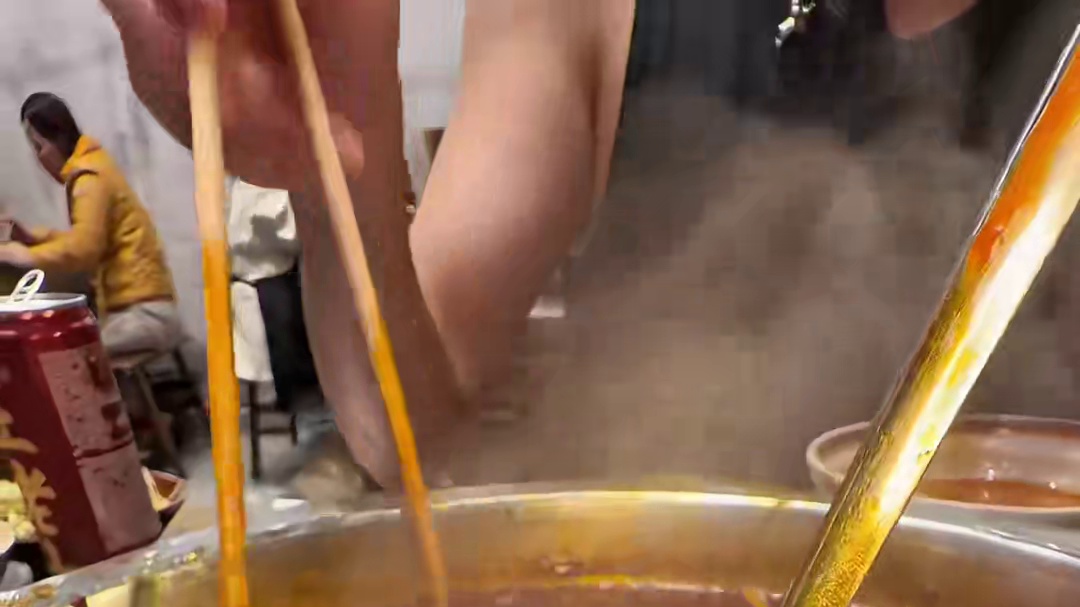 成都真正街边上的老火锅！无意间发现，强推！！