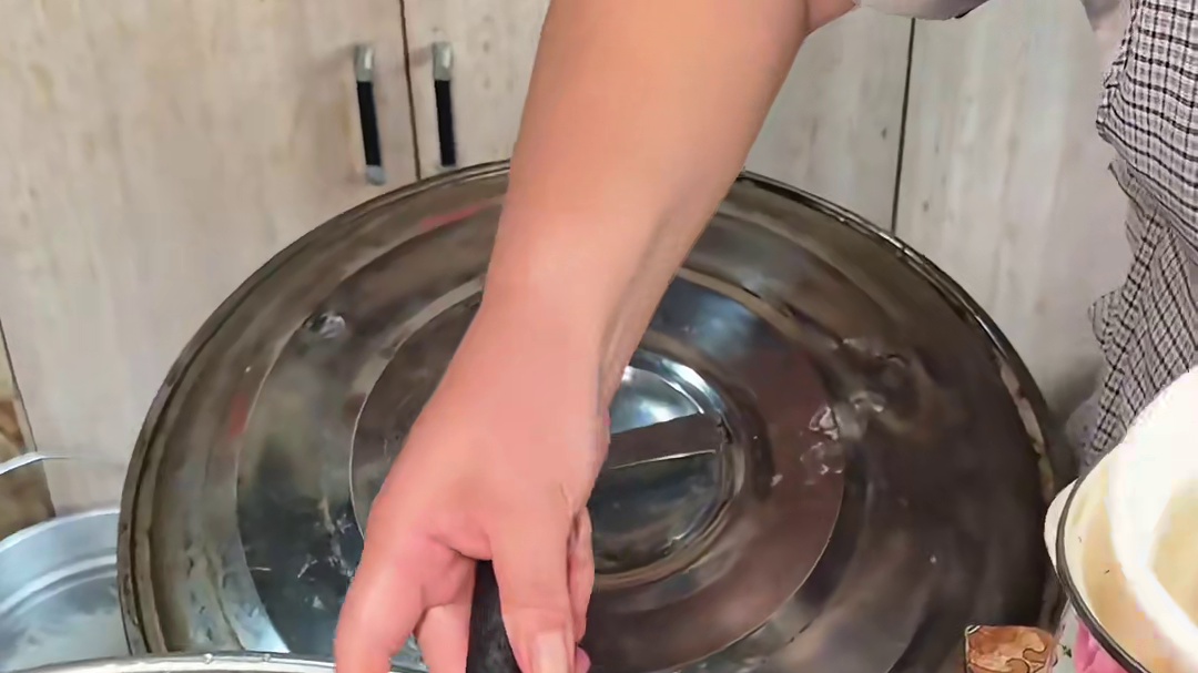 跟着一号线吃芜湖，今天来吃环城北路站 二街这条路10家私藏宝藏小店！