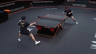 直落4局贏下國乒內(nèi)戰(zhàn)！林詩棟4-0梁靖崑，躋身香港總決賽八強