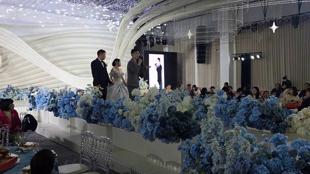 不凡勇闯婚礼现场爆笑如雷！