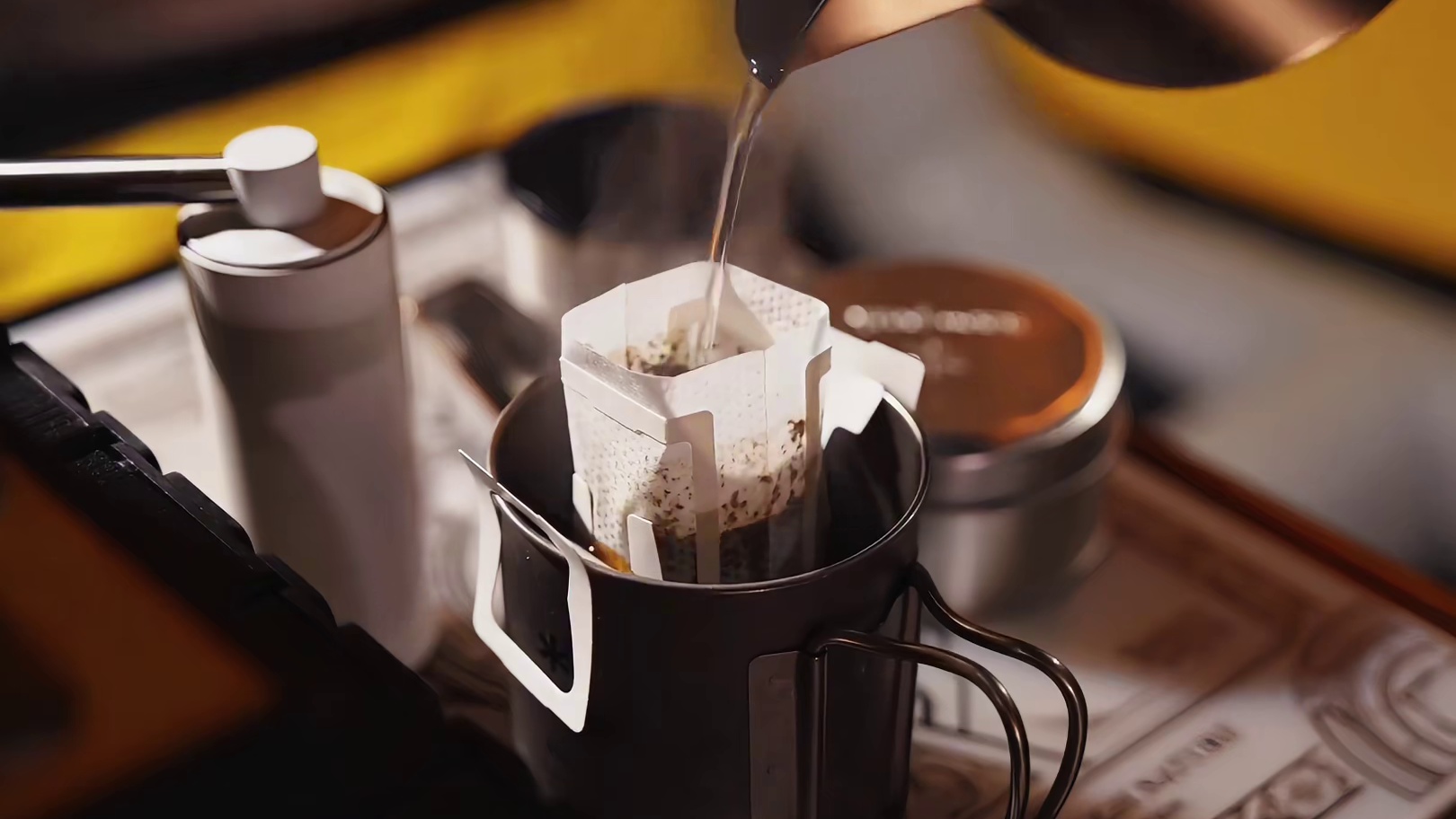 第2集：暴雪天气野外露营，雪地搭建帐篷营地，享受户外露营