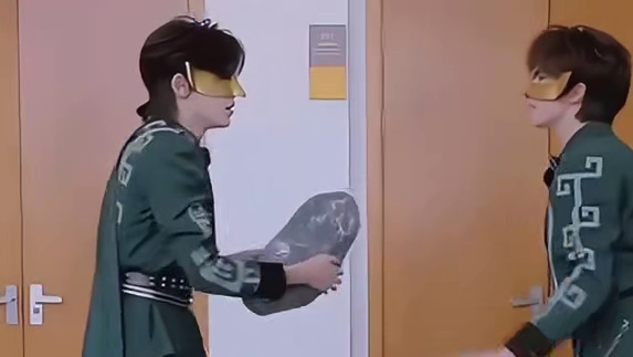 好好笑的文物二人组