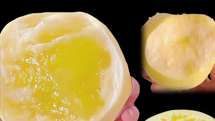 巨巨巨爱的苹果！一口沦陷住！家人们！真的巨甜巨香！ 黄金奶油富士苹果！长得像梨，皮比一般苹果要薄，脆