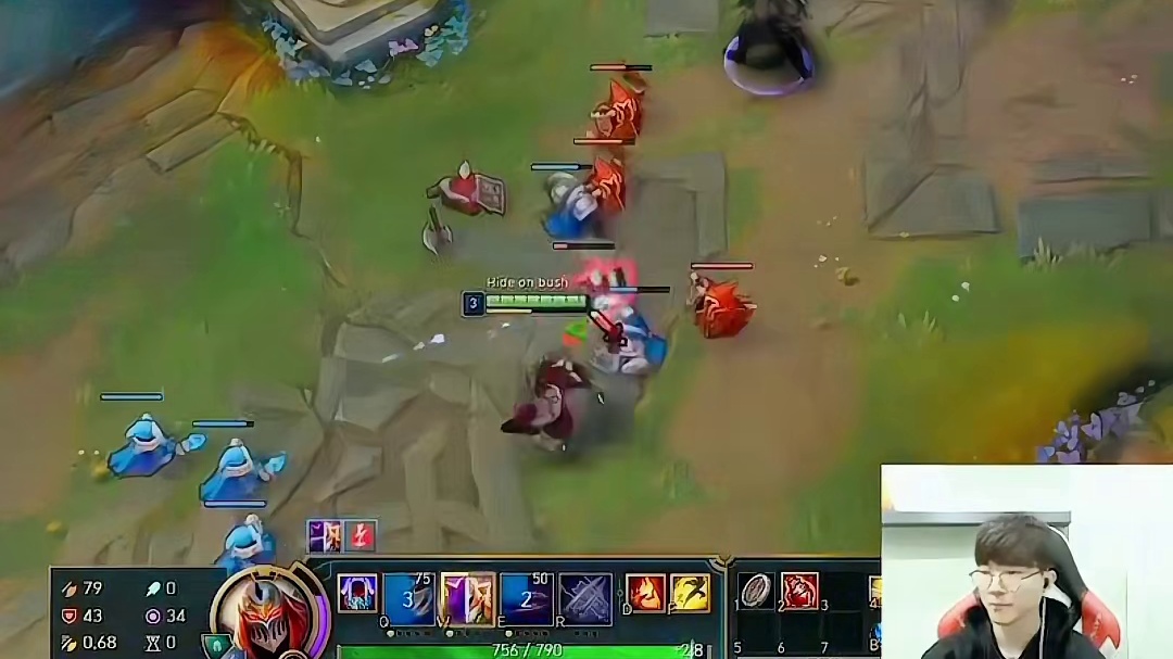 faker和白银玩家solo的画面竟满头大汗？