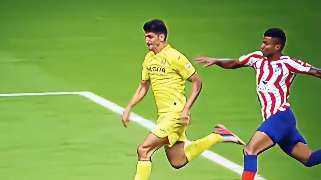 此刻，他为守护神，奔袭半场，一剑封喉！