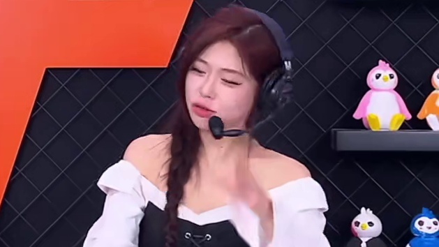 离谱：当一场CF活动，差点变成线下搏击现场。