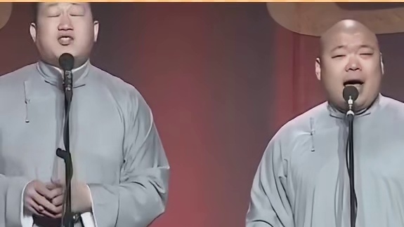 你永远都不知道de云社 的角儿~好好地唱着歌 下一句能唱出什么