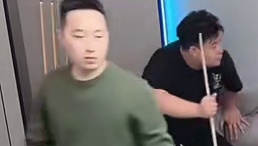 小胖：这球你金我是吧？