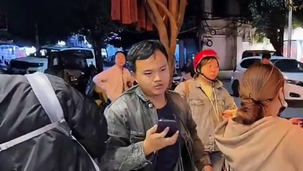 藏在桂林巷子里的爆炒螺蛳粉，烟火气十足！！