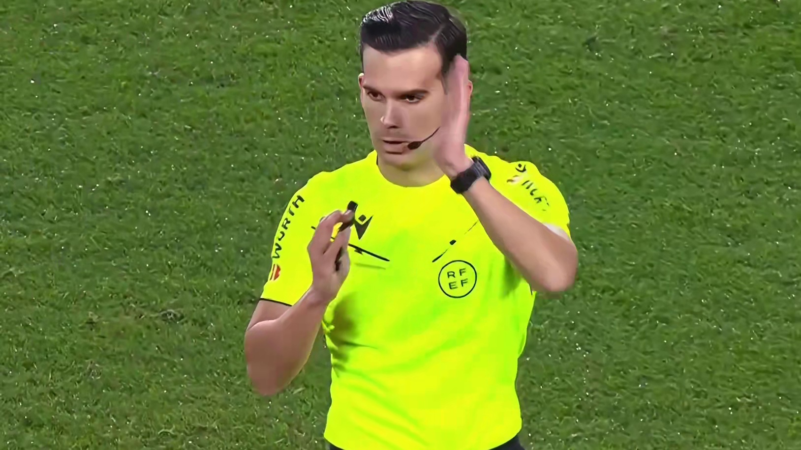 为了保证三强争霸的主裁判，究竟有多离谱