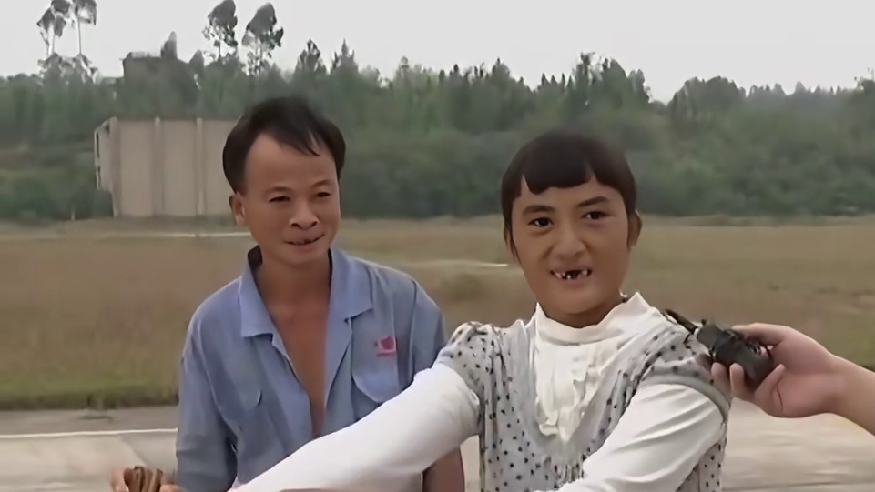 我爱发明——《手搓越野飞机》！