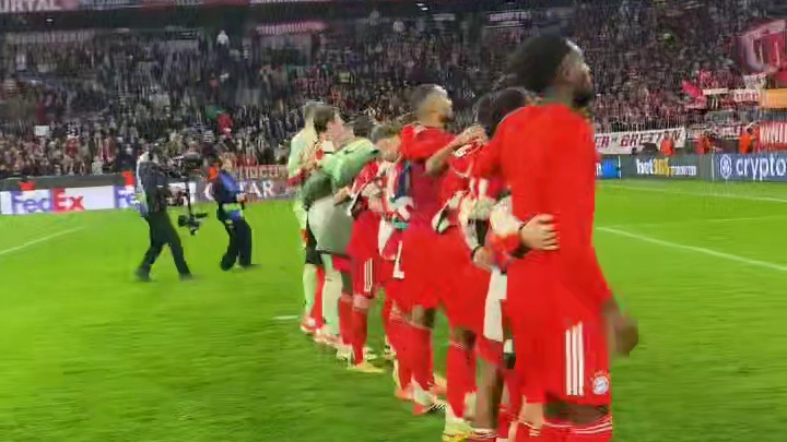 侧面基础背面就不基础，首发阵容基础，替补就不基础