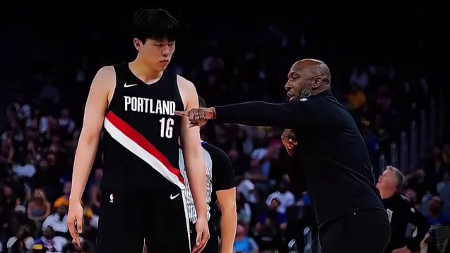 用一场16+4+3回报教练的信任