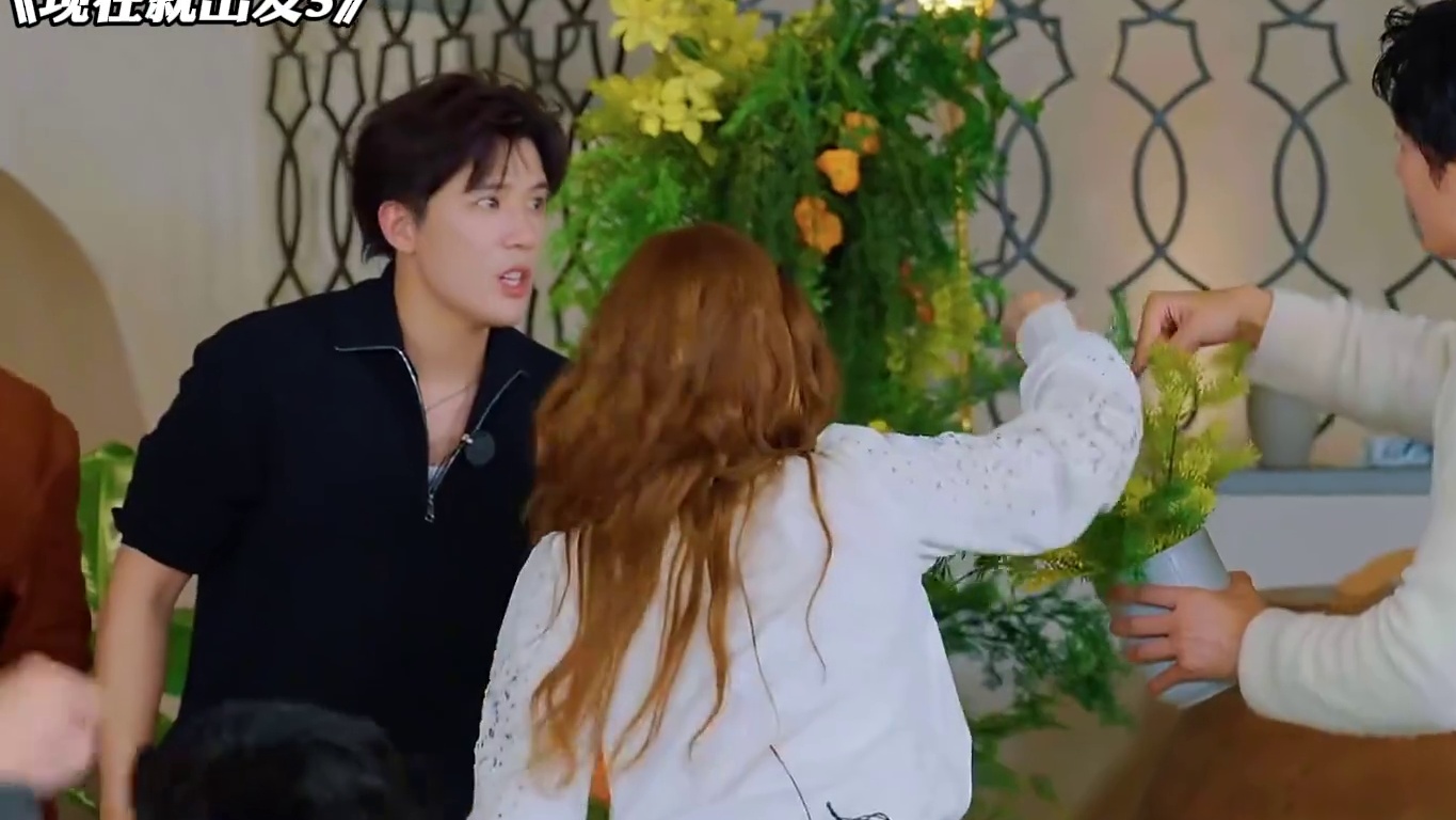 范丞丞狠起来连自己都不放过