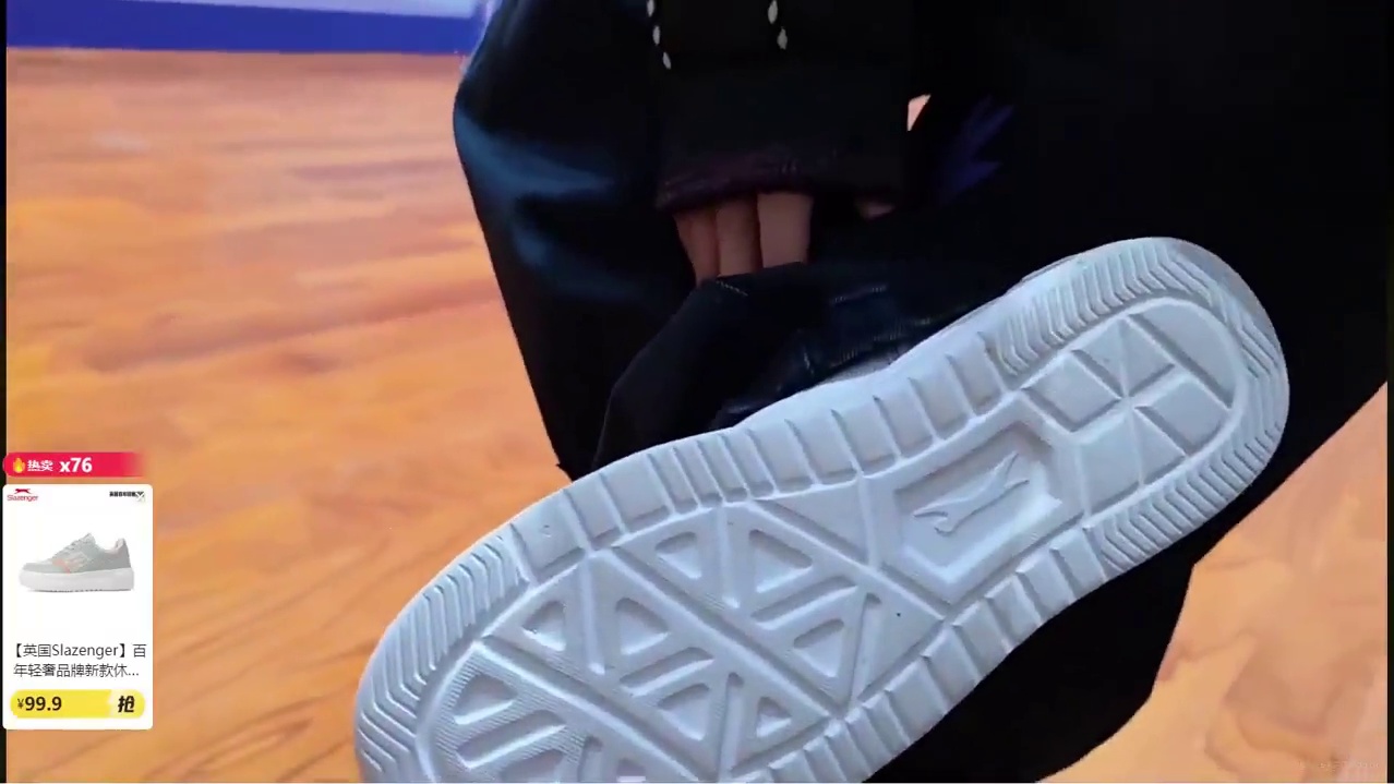 这鞋子可以啊。
#小小小酷哥 #沈不凡 #组织1995