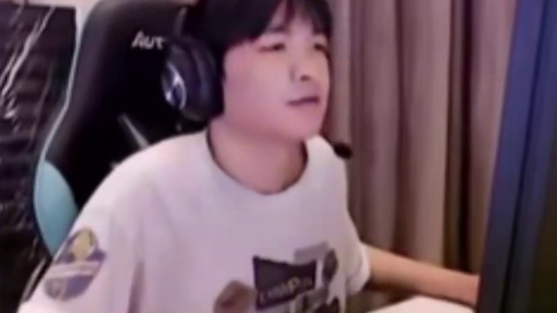 第487集《通行证打手》 【cxy】“我就爱打通行证咋了”#无畏契约orax颗秒#太讷了#瓦学弟太讷