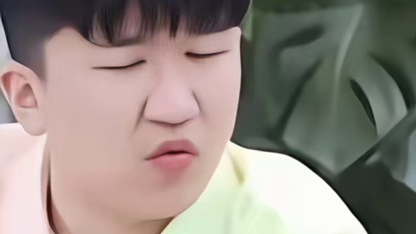 官方公布其身高，竟高达两米之巨